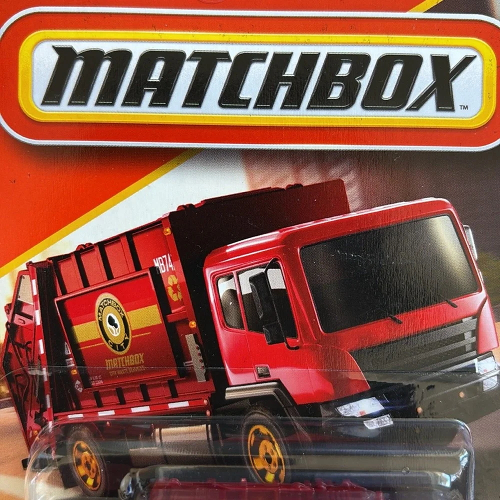 Matchbox Garbage King Disposal Trash Truck Red GarbageTruck New